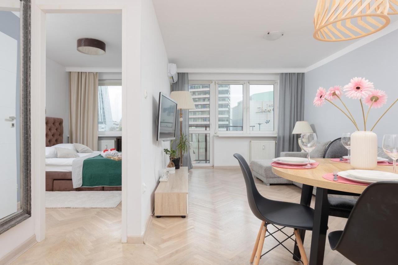 Zlota Apartment Center Of Warsaw By Noclegi Renters Екстериор снимка