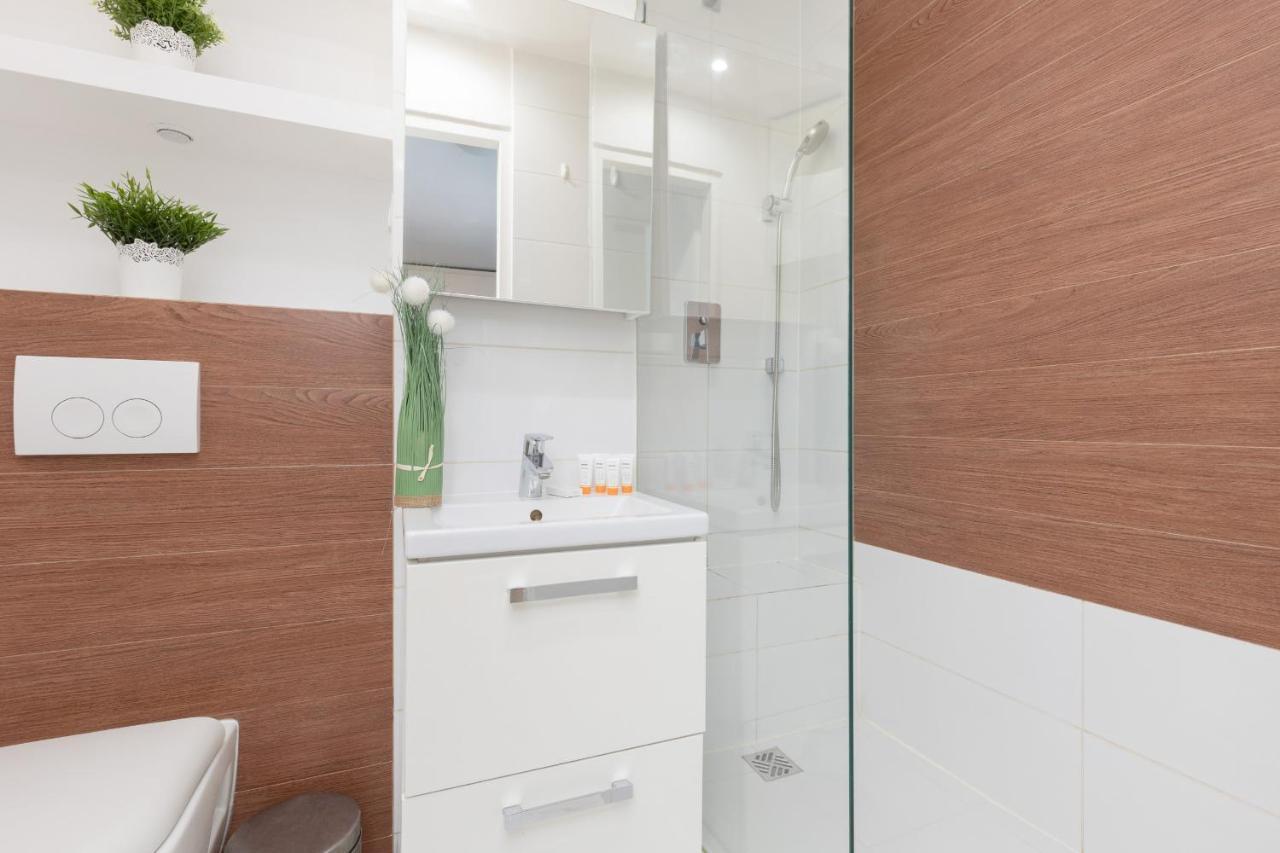 Zlota Apartment Center Of Warsaw By Noclegi Renters Екстериор снимка