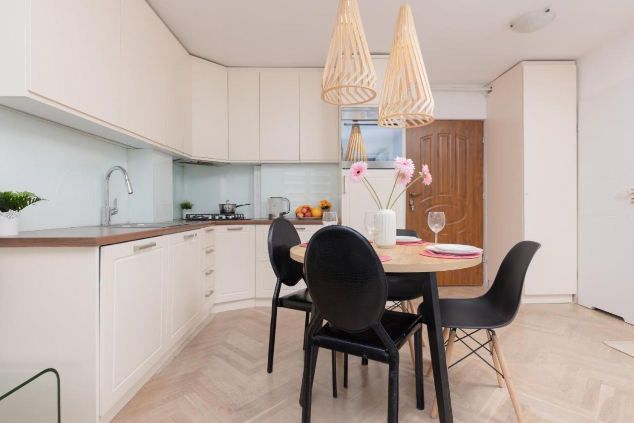 Zlota Apartment Center Of Warsaw By Noclegi Renters Екстериор снимка
